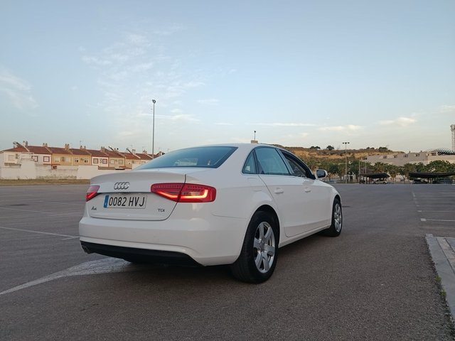 Audi A4 2014