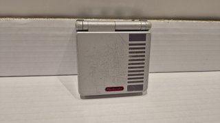 Game Boy SP NES Edition - Non Funzionante