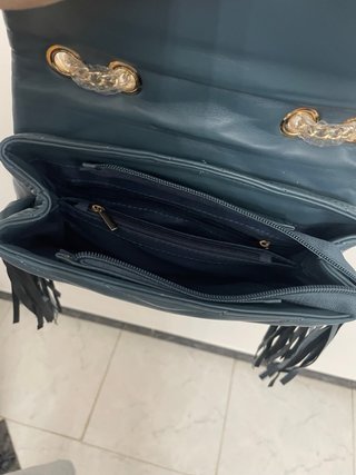 Bolso azul con estrella y flecos