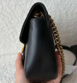 Bolso Gucci Marmont 26 Negro Cadena Dorada