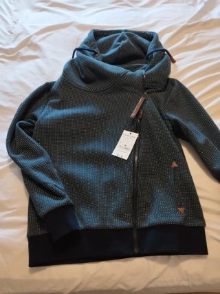 Chaqueta Koroshi azul con puntos blancos Talla L.