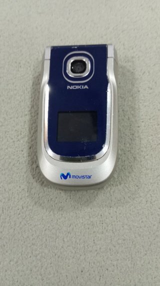 Móvil Nokia Azul y Plateado