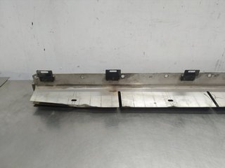 FALDON LATERAL MERCEDES-BENZ CLASE ML (BM 164) 62
