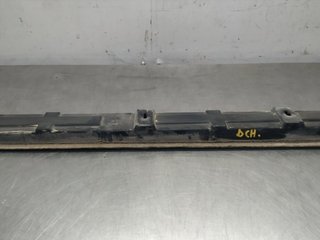 FALDON LATERAL MERCEDES-BENZ CLASE ML (BM 164) 62