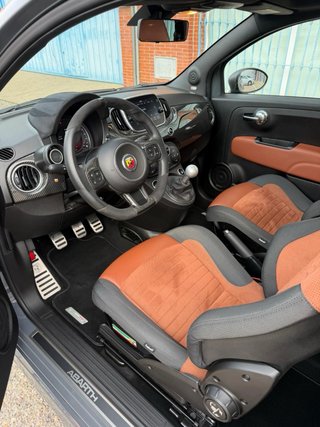 Abarth 595 2021
