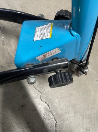 Patinete azul