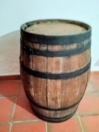 Barril de Roble Decorativo 120L