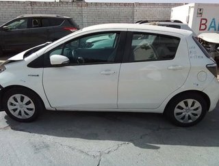 Toyota 5056985 centralita motor 896610dc00 yaris