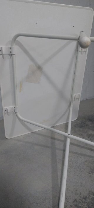 Mesa blanca plegable