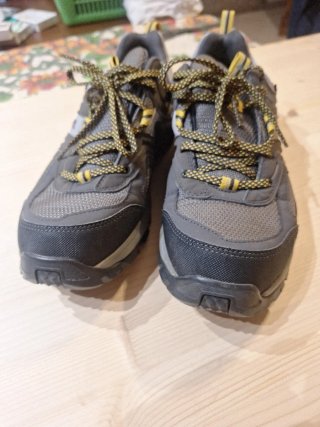 Scarpe trekking Quechua uomo taglia 42
