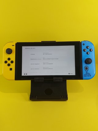 Nintendo Switch Fortnite Edition completa con caja