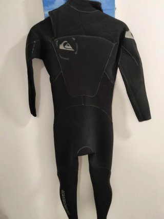 Traje de neopreno Quiksilver negro