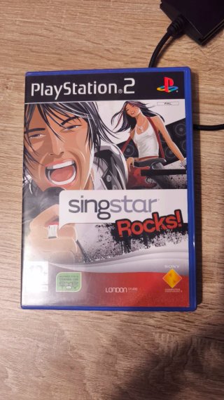 Pack SingStar PS2: 2 micros + 3 juegos