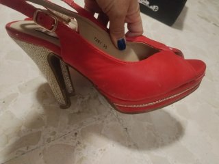 Zapatos tacón rojos talla 35