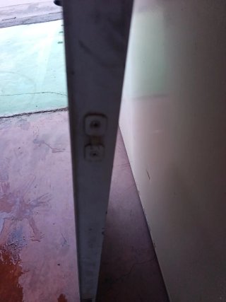 Puerta contrafuegos con picaporte