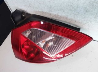 1173109 renault piloto tras izq 8200073236 megane