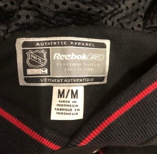 Sudadera New Jersey Devils Reebok Negra Roja