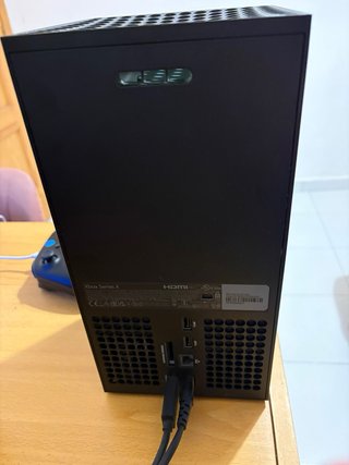 Xbox Series X + Mando Negro