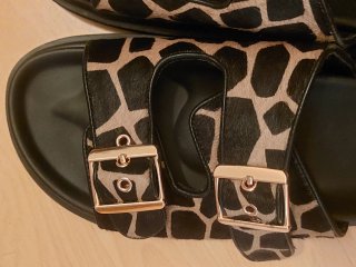 Sandalias Exé Animal Print Hebillas Doradas