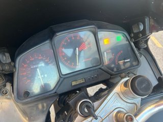 Honda VFR 750F Negra