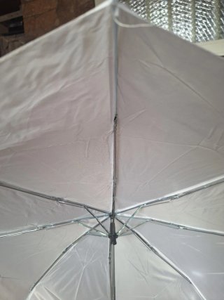 Paraguas plegable blanco