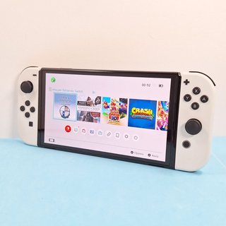 Nintendo Switch OLED Bianco/Nero
