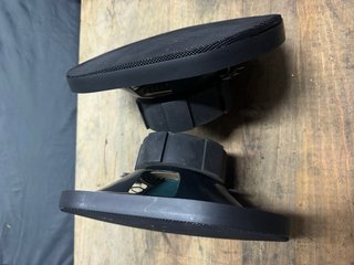 Altavoces Infinity
