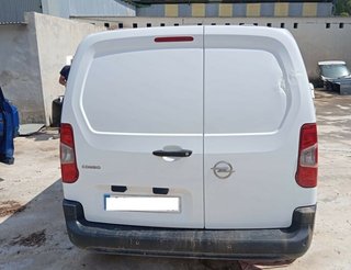 Opel 473281 faro derecho combo cargo (e) active
