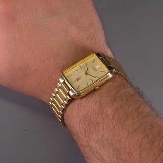 Citizen CQ Quartz Tank Esfera Champagne