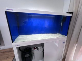 Acuario o pecera 350L