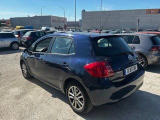 Toyota Auris 1.4 D-4D Active