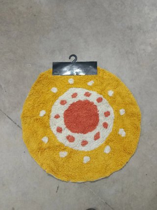 Cortina de ducha y alfombra baño