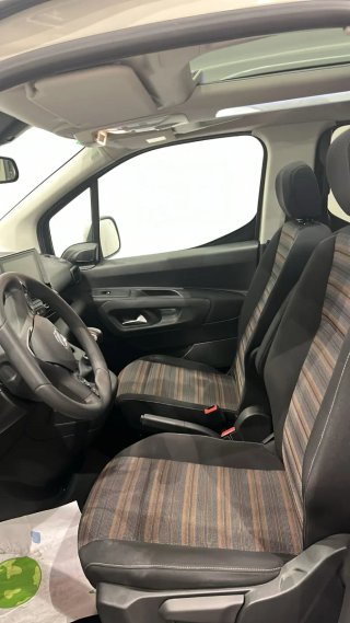 Opel Combo Life 2019 130cv