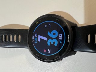 Garmin Forerunner 255 Music Negro
