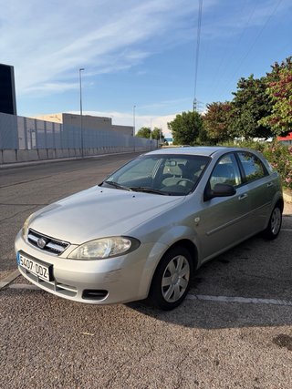 Daewoo Lacetti 2004 1.4 SE