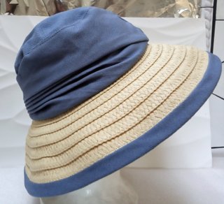 Sombrero de paja ala ancha