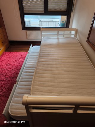 Cama maciza + 2 colchones. CorteInglés