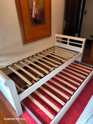 Cama maciza + 2 colchones. CorteInglés