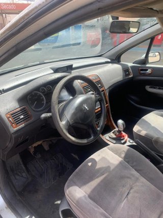 Peugeot 307 2004