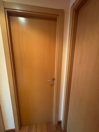 Puertas correderas con cristal y normales