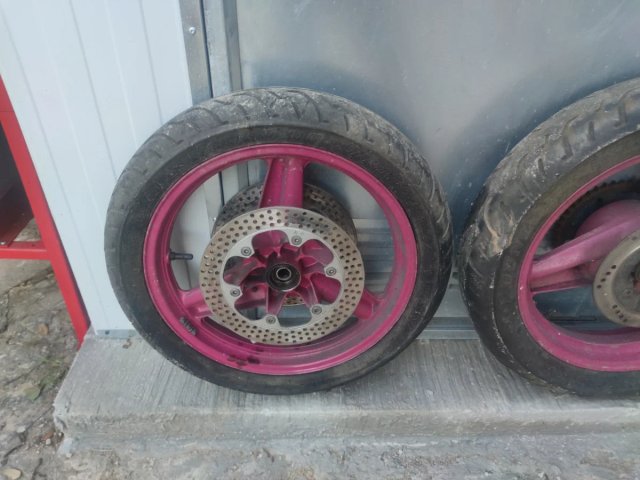 Llantas Honda CBR 600 F (F1) completas