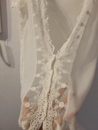 Blusa blanca manga corta encaje