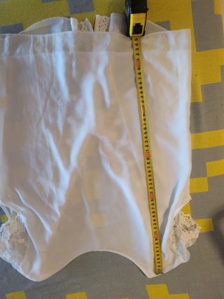 Blusa blanca manga corta encaje