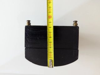 Cofre de madera pintado a mano