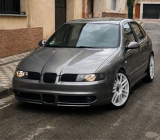 SEAT Leon 2004