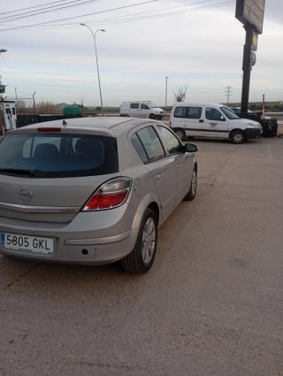 Opel Astra 2010