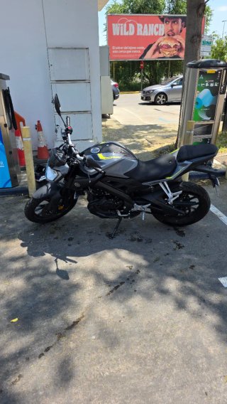 Yamaha MT 125 Negra/Gris