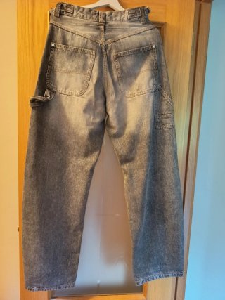 Pantalón vaquero Bershka gris