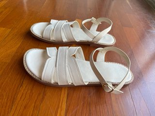 Sandalias blanco roto Zara Talla 37 (1 uso)