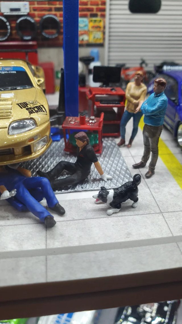 Figuras 1:64